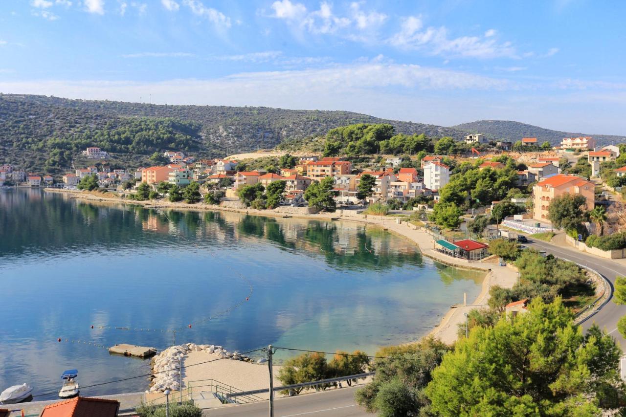 Apartments By The Sea Marina, Trogir - 9037 ภายนอก รูปภาพ