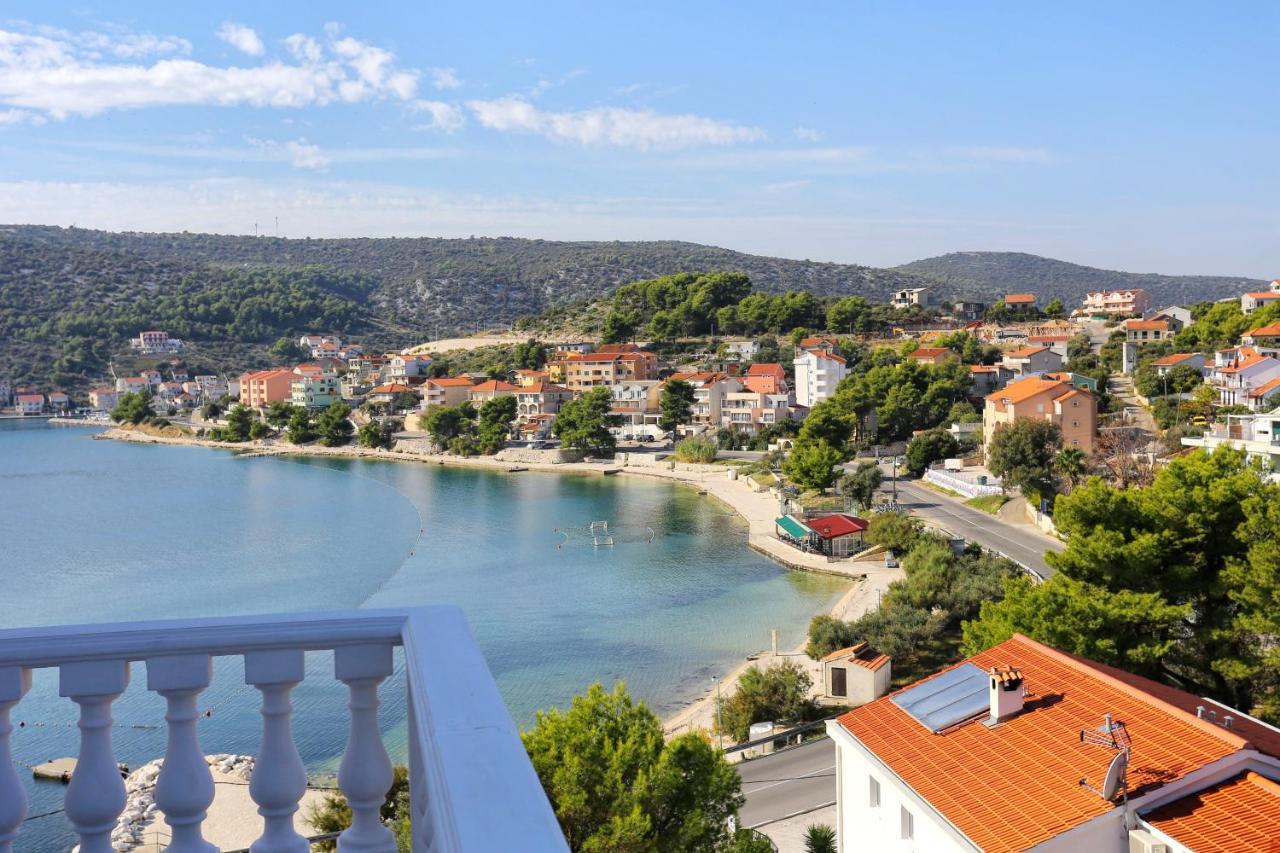 Apartments By The Sea Marina, Trogir - 9037 ภายนอก รูปภาพ