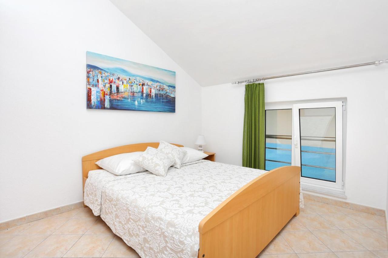 Apartments By The Sea Marina, Trogir - 9037 ภายนอก รูปภาพ